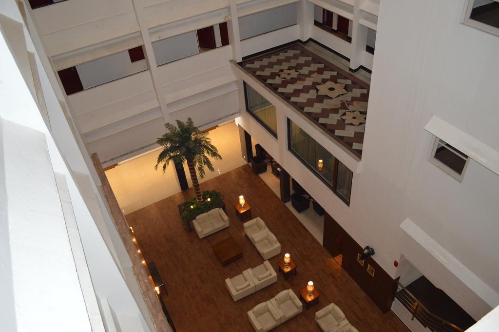 Hotel Moti Mahal Mangaluru Zewnętrze zdjęcie
