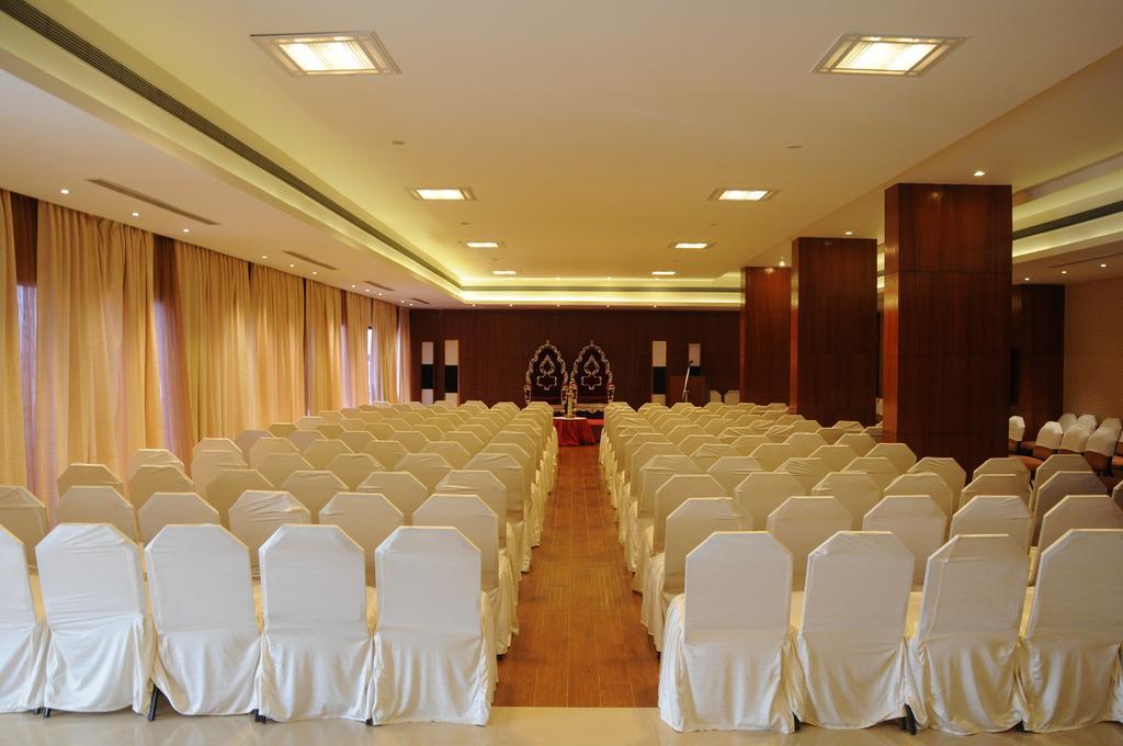 Hotel Moti Mahal Mangaluru Zewnętrze zdjęcie