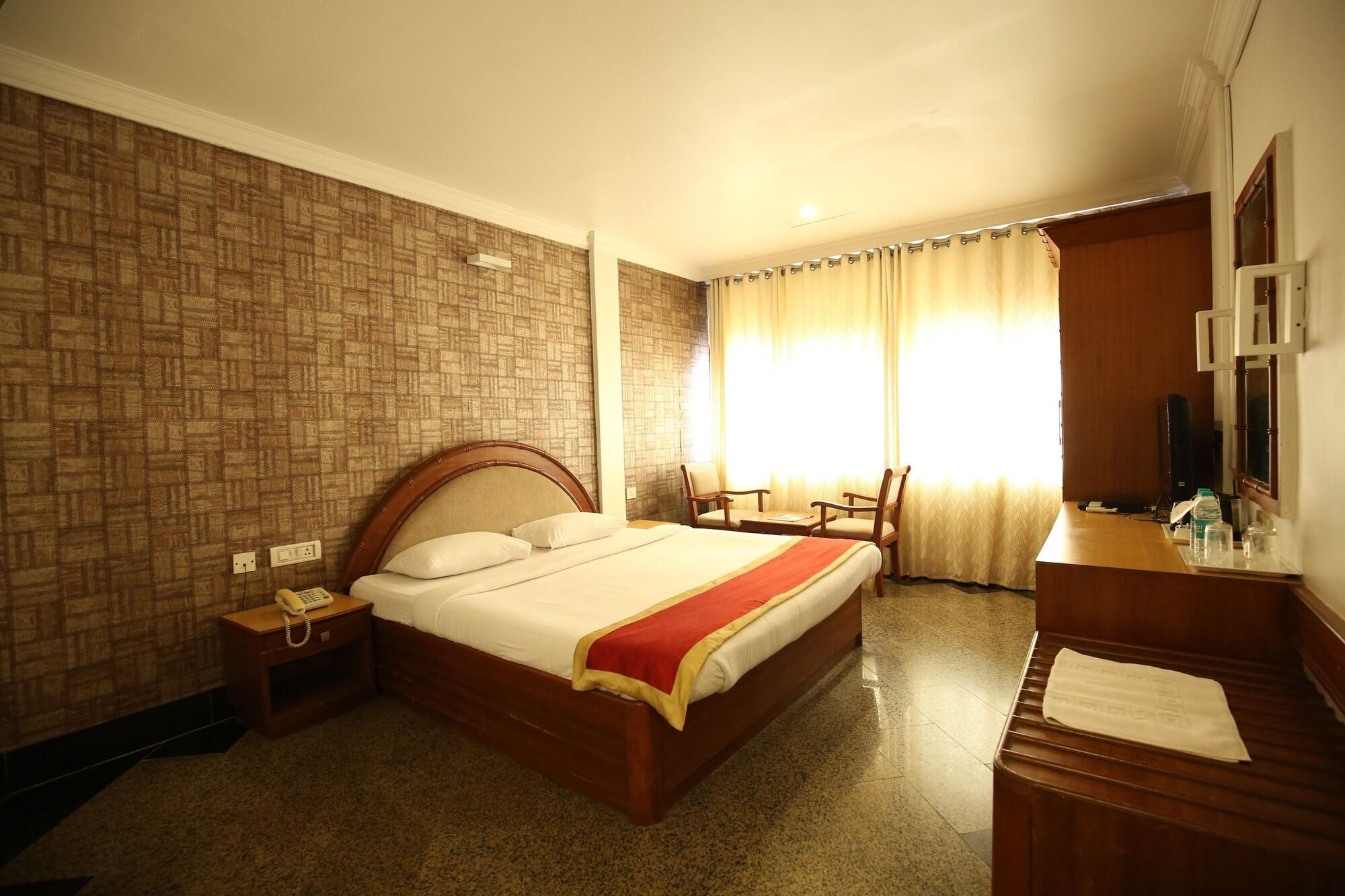 Hotel Moti Mahal Mangaluru Zewnętrze zdjęcie