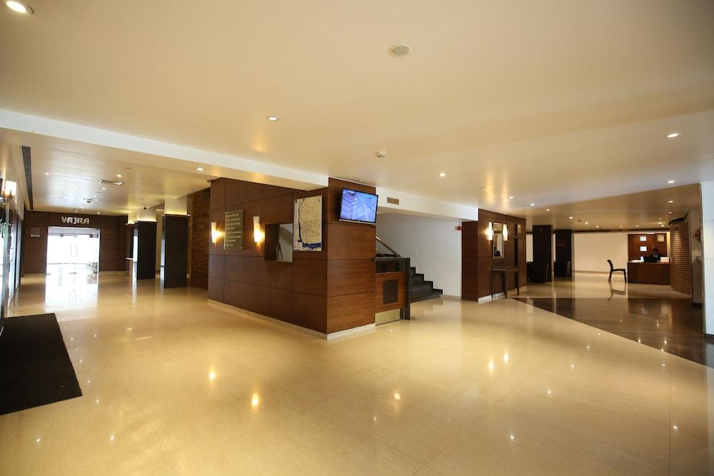 Hotel Moti Mahal Mangaluru Zewnętrze zdjęcie