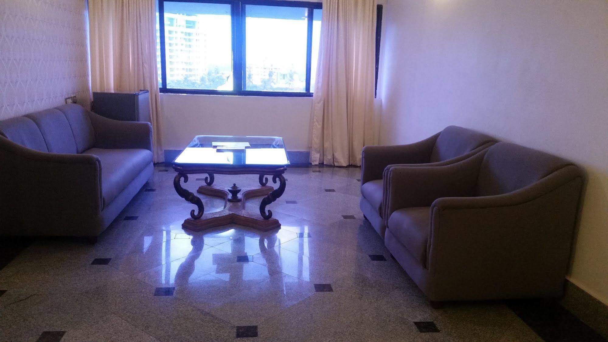 Hotel Moti Mahal Mangaluru Zewnętrze zdjęcie