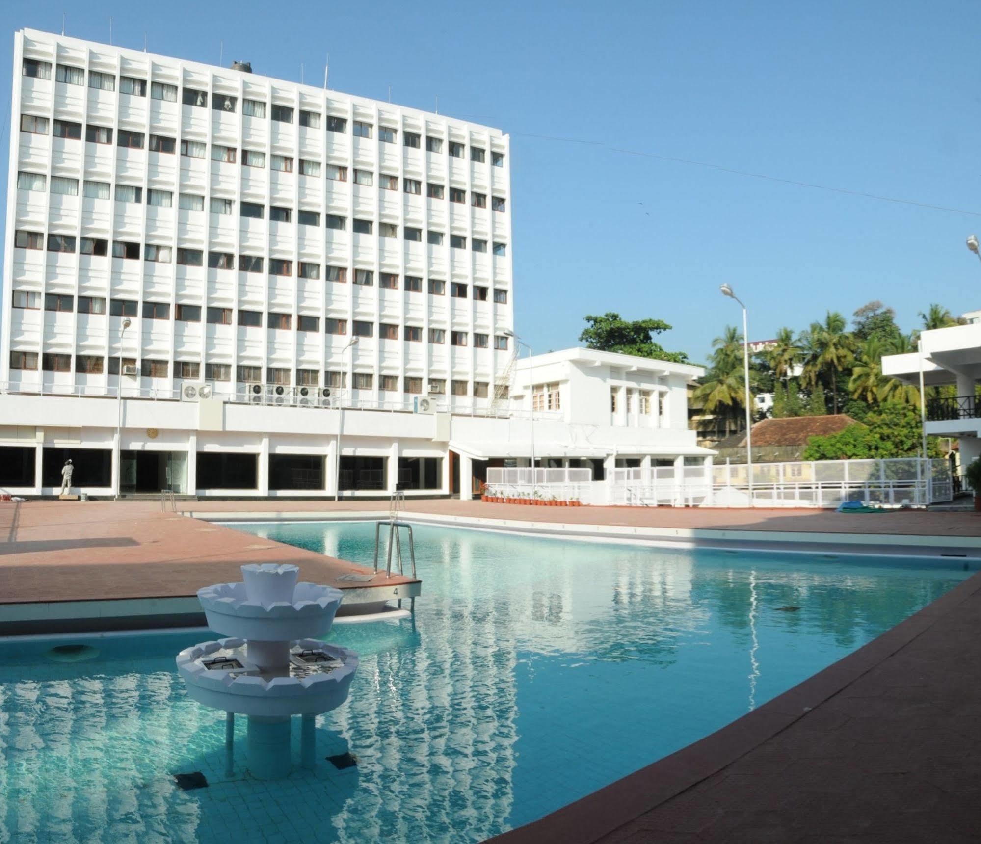 Hotel Moti Mahal Mangaluru Zewnętrze zdjęcie