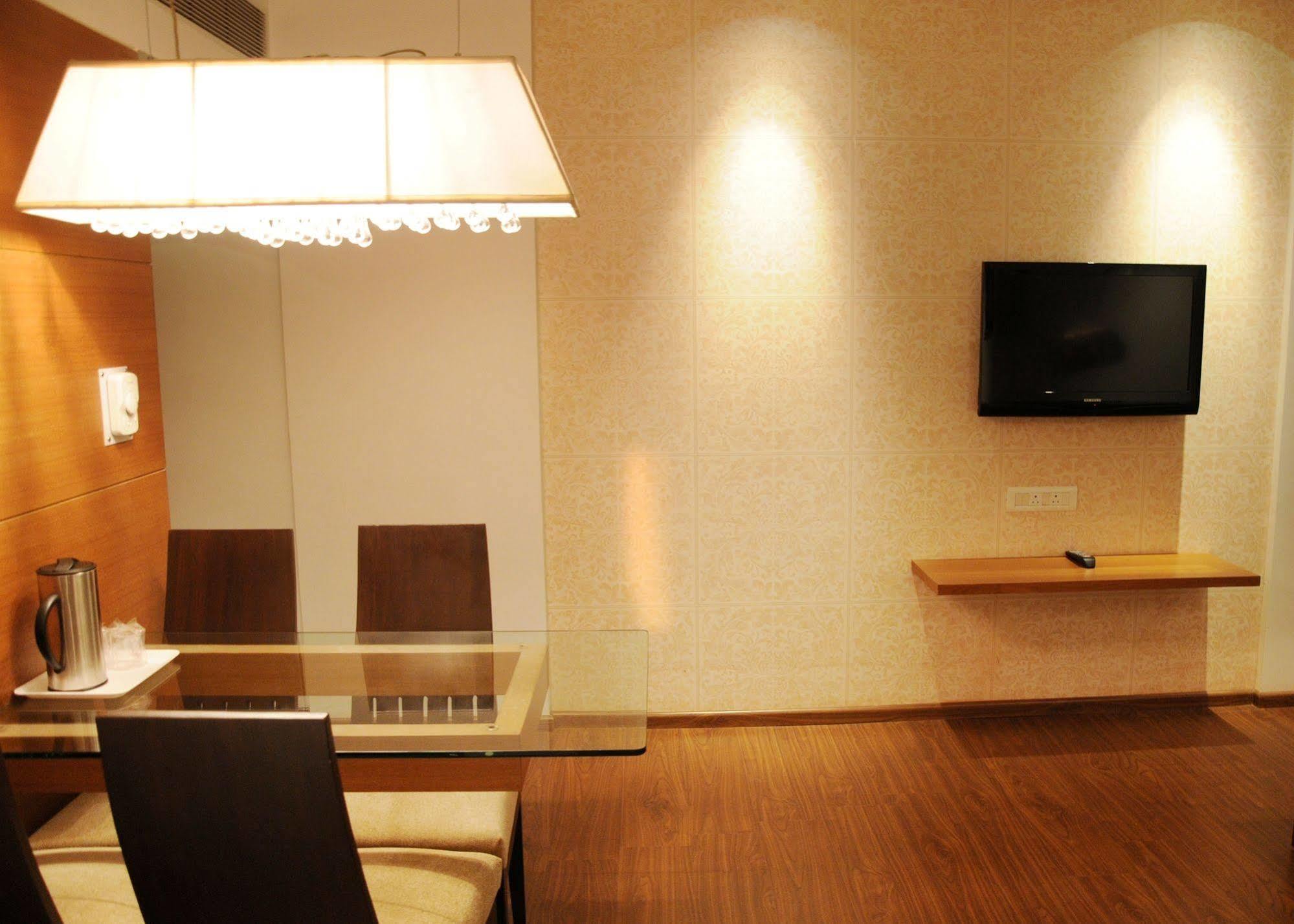 Hotel Moti Mahal Mangaluru Zewnętrze zdjęcie