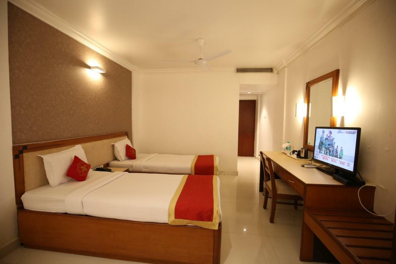 Hotel Moti Mahal Mangaluru Zewnętrze zdjęcie
