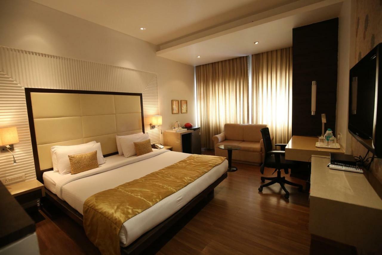 Hotel Moti Mahal Mangaluru Zewnętrze zdjęcie