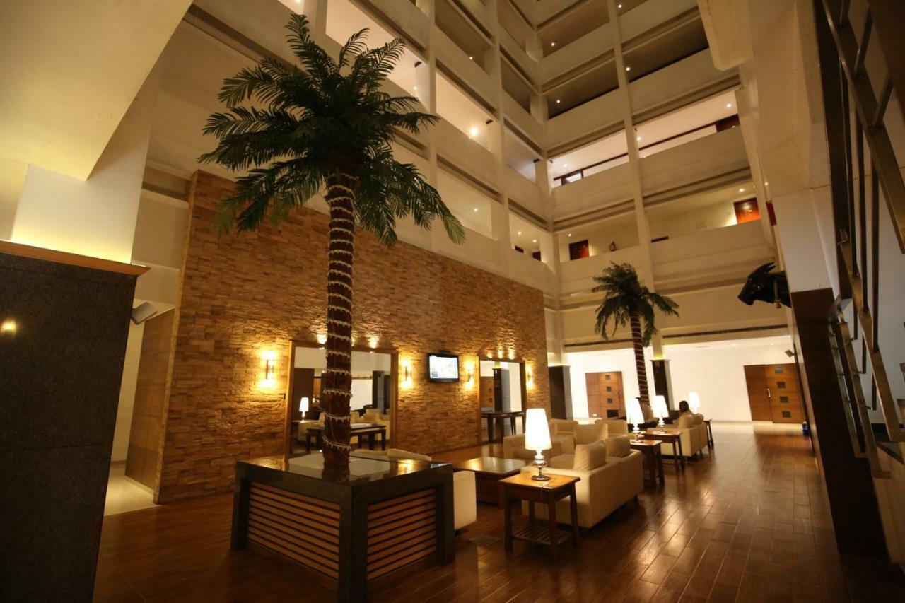 Hotel Moti Mahal Mangaluru Zewnętrze zdjęcie